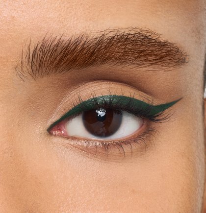 20250618 Oap Haute Precision Liquid Eyeliner Emeraude Velvet After Dmi Ecomm Img 2000x2000