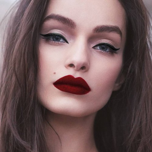 Lipstick Hero